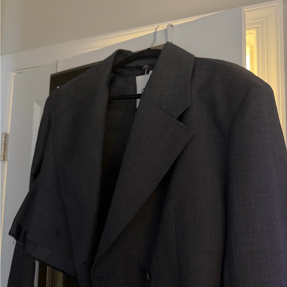 COS Deconstructed Cropped Wool Blazer - Picture 5 of 6